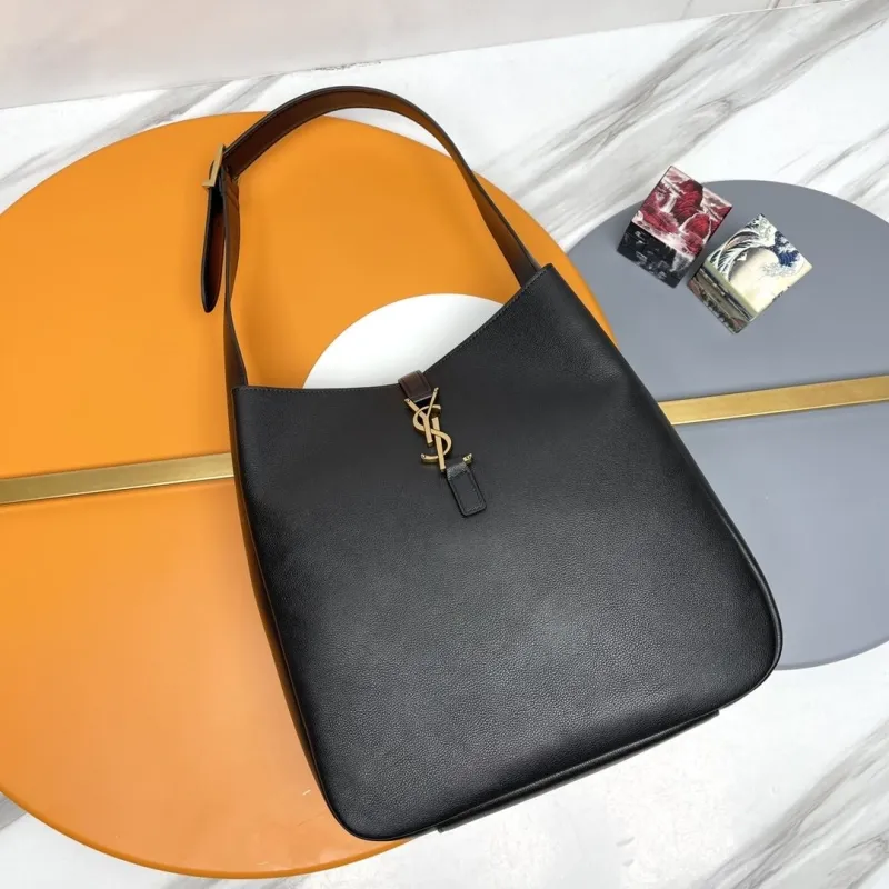 YSL Black Leather Hobo Shoulder Bag 130