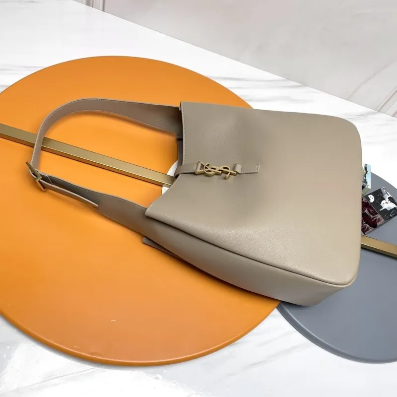 YSL Taupe Leather Hobo Shoulder Bag 133 - Image 3