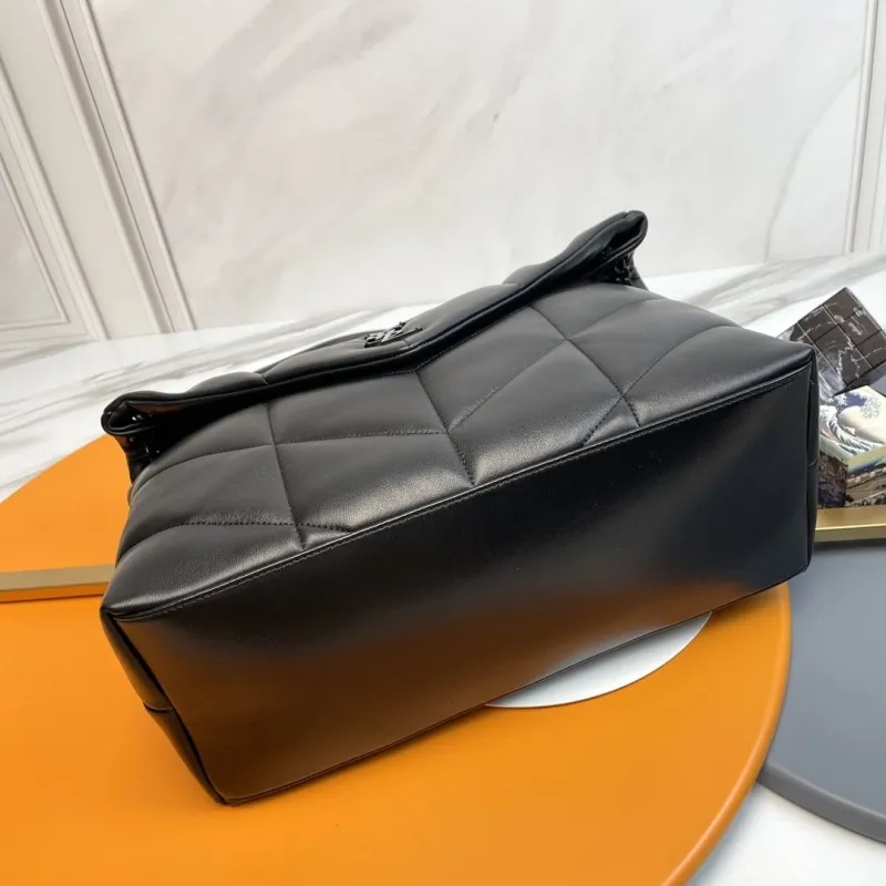 Alternative view of YSL Black Quilted Shoulder Bag 279