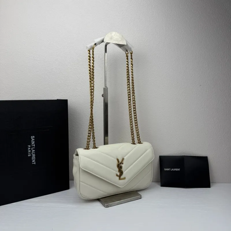 Alternative view of YSL White Chevron Chain Shoulder Bag 380
