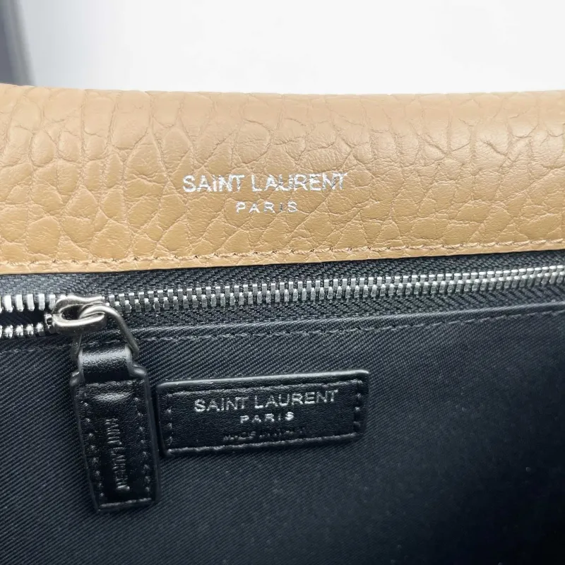 YSL Tan Leather Shoulder Bag Model 9250 Size 28x22x9cm - Image 8