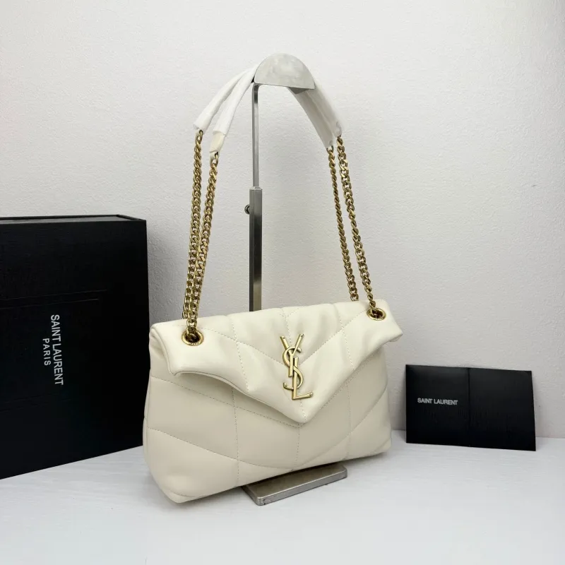 Alternative view of YSL White Quilted Chain Shoulder Bag 412