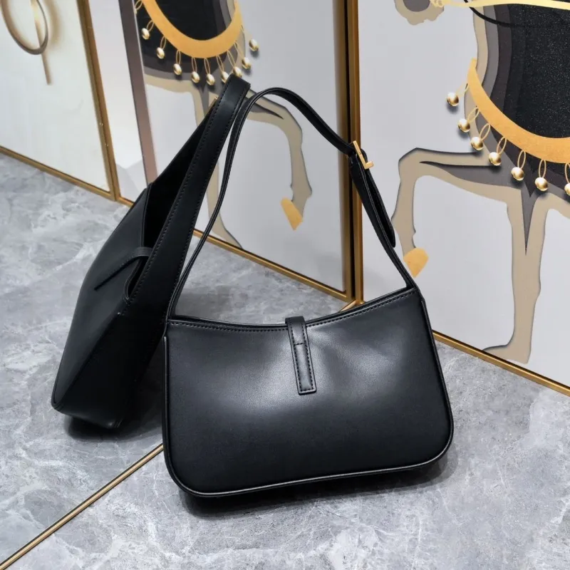 Alternative view of YSL Black Leather Hobo Bag 448