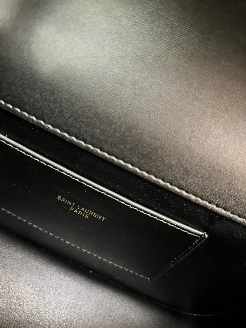 Alternative view of Saint Laurent Black Leather Shoulder Bag Y1832330