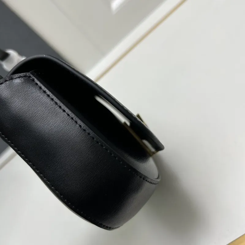 Saint Laurent Black Top Handle Bag S8098 - Image 7