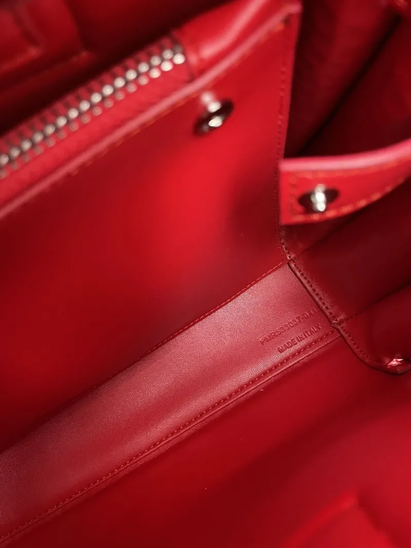 YSL Red Crocodile Small Top Handle Bag 6012 26cm - Image 8