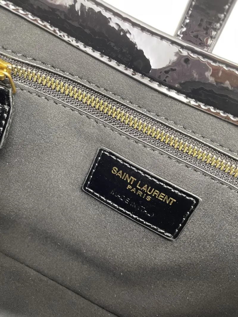 Yves Saint Laurent Black Patent Leather Hobo Bag KK657228 Size 25cm - Image 9