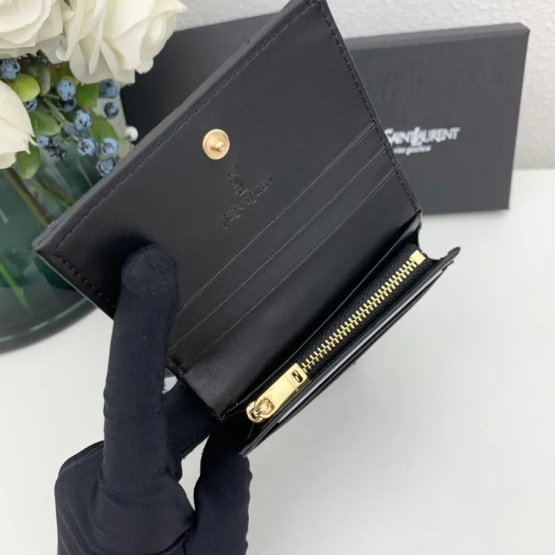 Yves Saint Laurent Black Quilted Card Wallet 7009 - Image 9