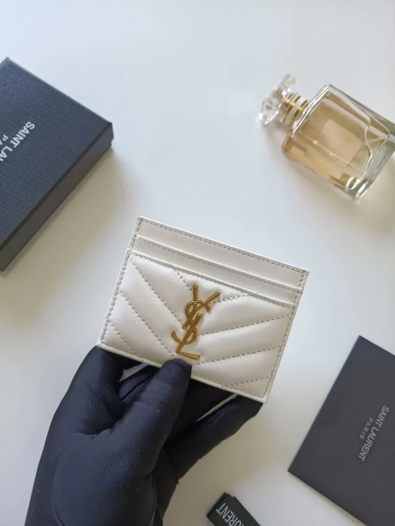 YSL White Quilted Leather Card Holder - Image 4