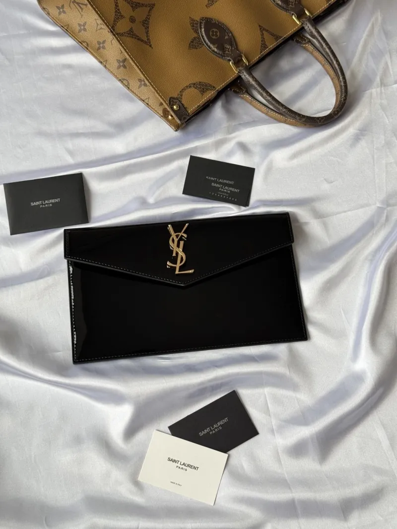 YSL Wallets & Purse-240