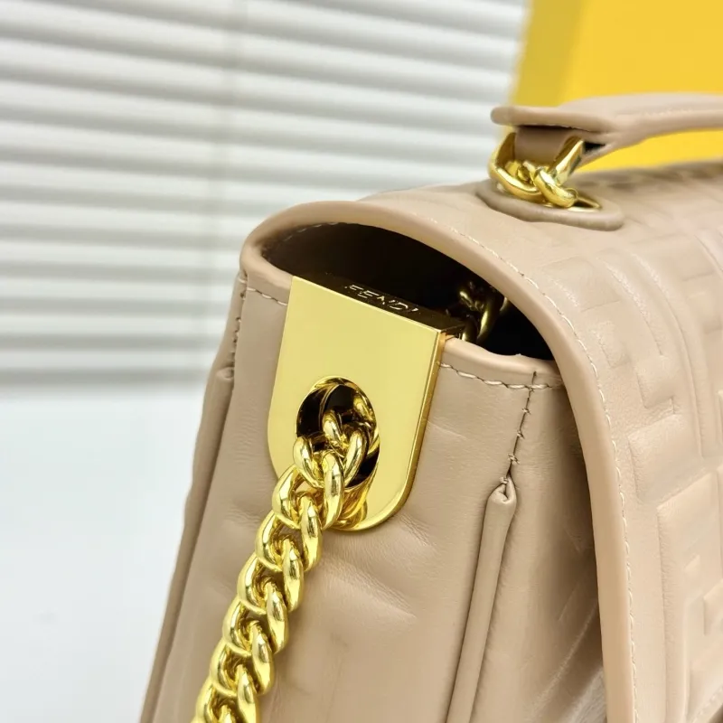 Fendi Beige Baguette Shoulder Bag - Image 7