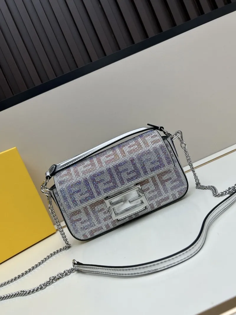 Fendi Baguette Bags-12