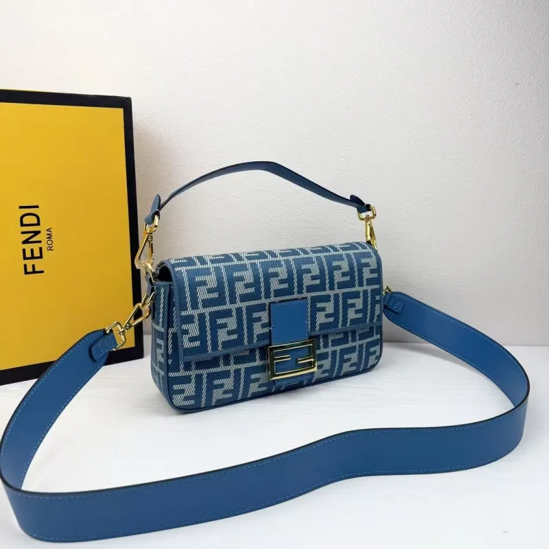 Alternative view of Fendi Baguette Bags-23