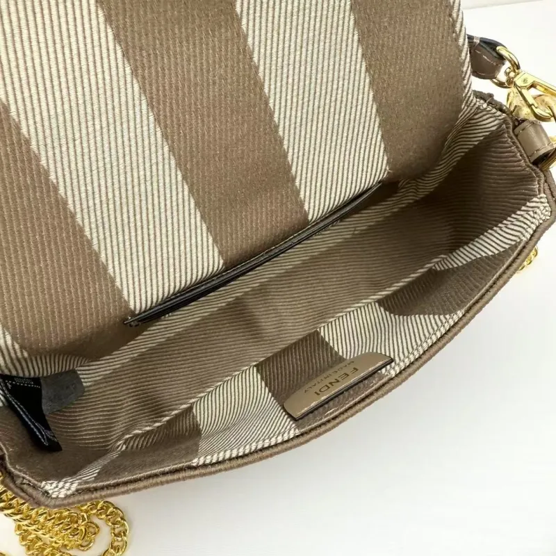 Fendi Baguette Brown Shoulder Bag 8867-20 - Image 6