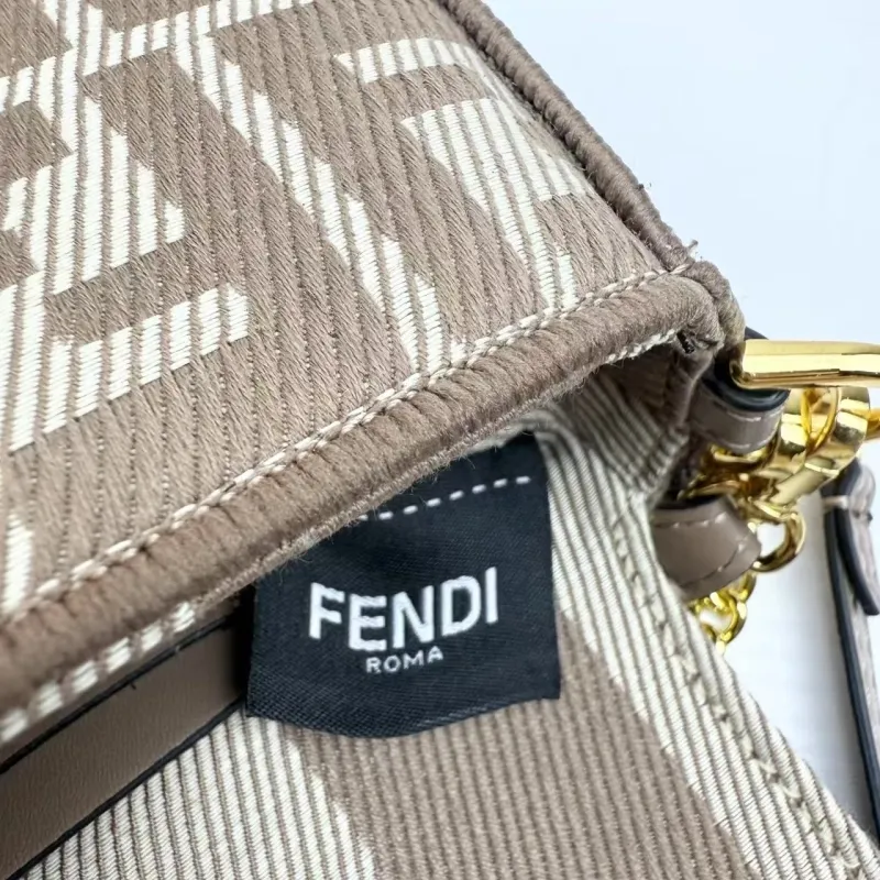 Fendi Baguette Brown Shoulder Bag 8867-20 - Image 9