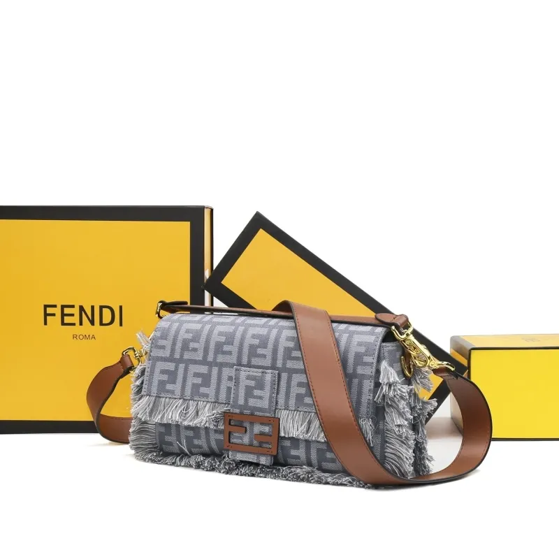 Fendi Gray Baguette Shoulder Bag - Image 5