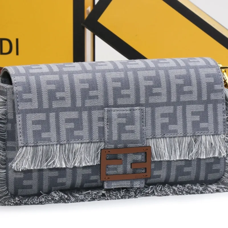 Fendi Gray Baguette Shoulder Bag - Image 6