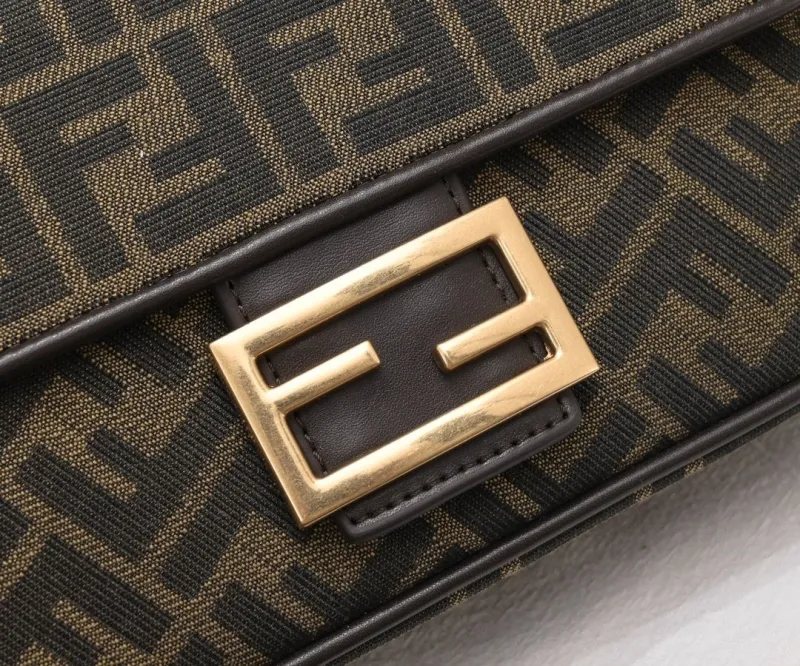 Fendi Baguette FF Monogram Shoulder Bag - Image 3