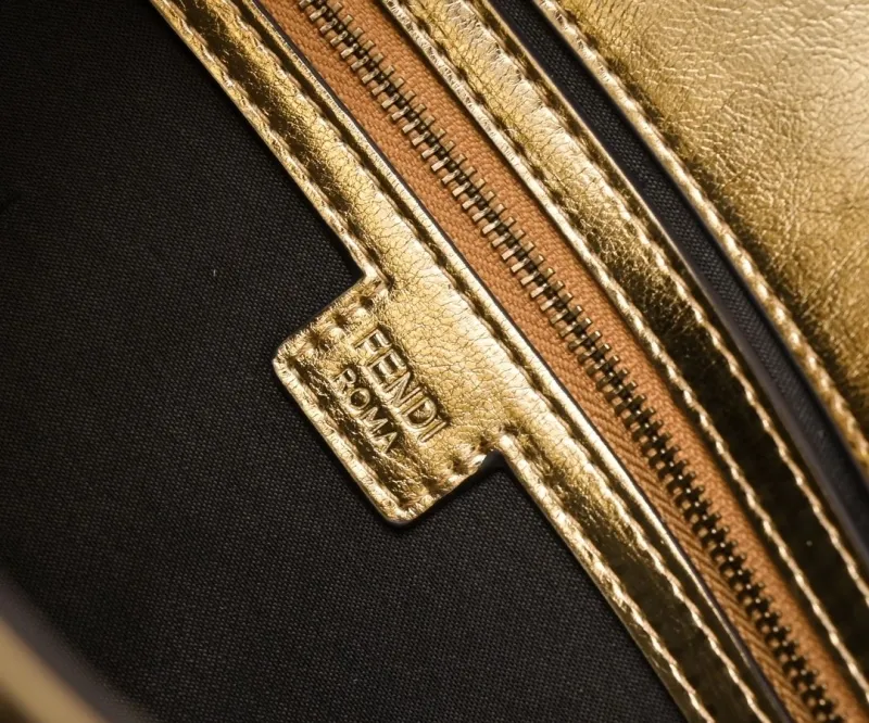Fendi Gold Baguette Shoulder Bag - Image 7
