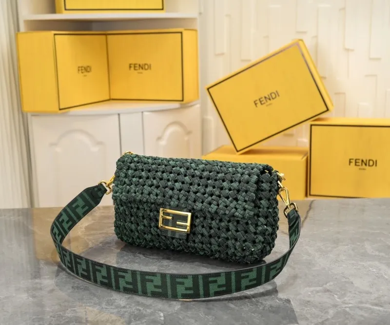 Fendi Dark Green Woven Baguette Bag - Image 3