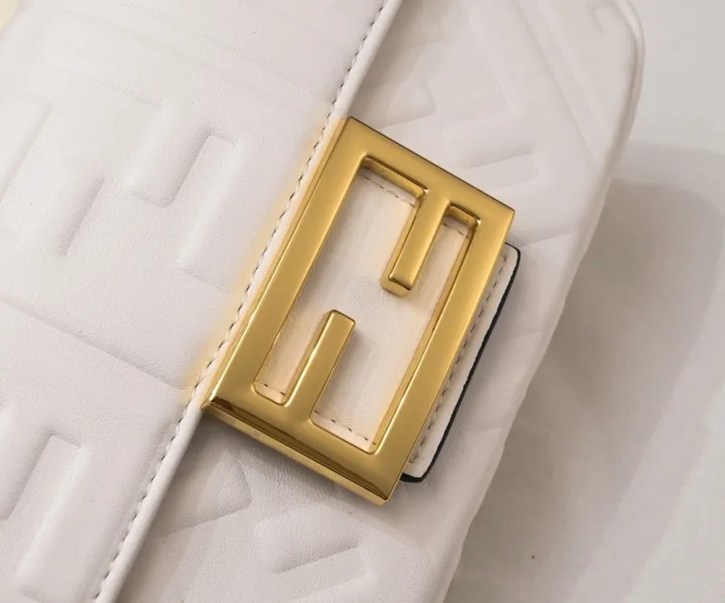 Fendi White Baguette Crossbody Bag - Image 5