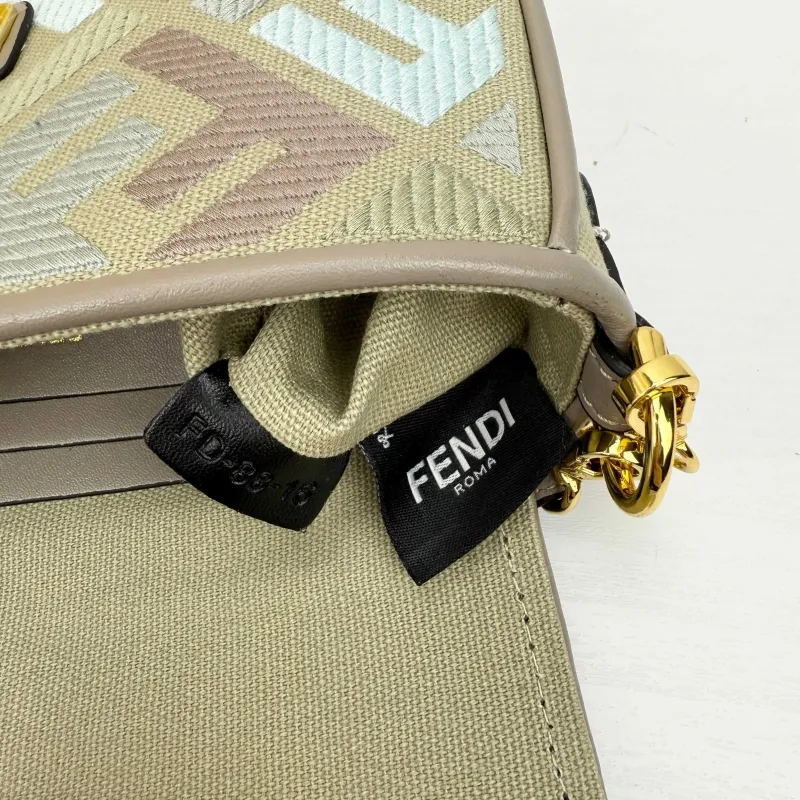 Fendi Gray Baguette Crossbody Bag 8816 - Image 9