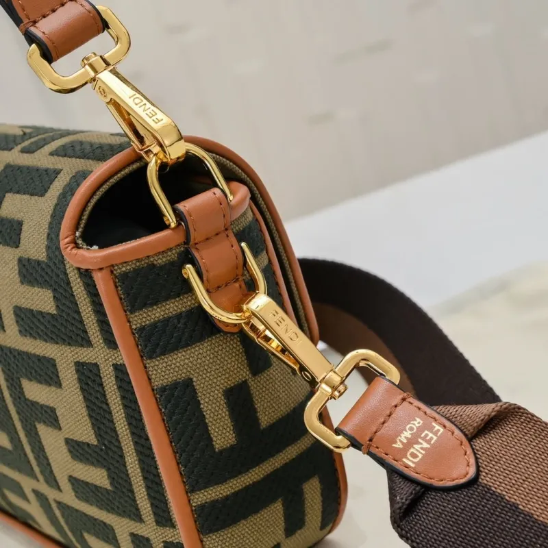 Fendi Baguette FF Monogram Shoulder Bag - Image 3