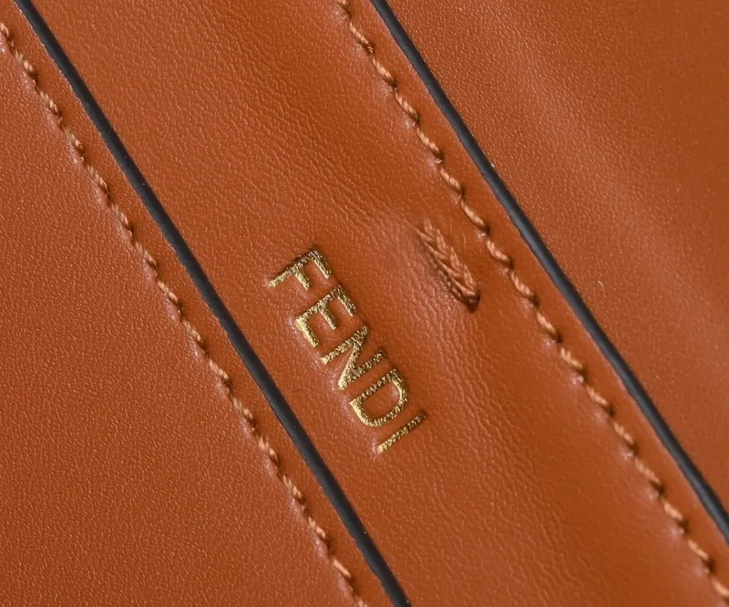 Fendi Brown Leather Baguette Shoulder Bag - Image 7