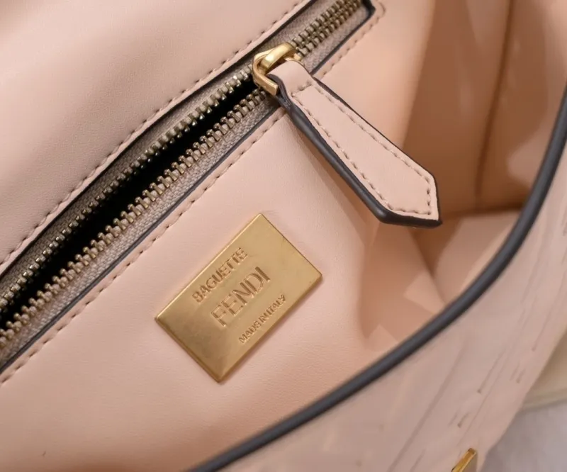 Fendi Light Pink Baguette Chain Shoulder Bag - Image 7