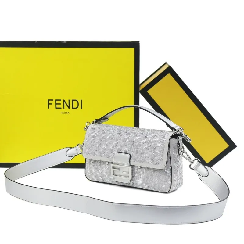 Fendi Silver Crystal Baguette Bag - Image 5