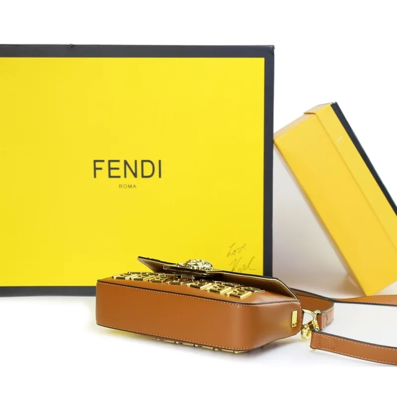 Fendi Brown Baguette Crossbody Bag - Image 4