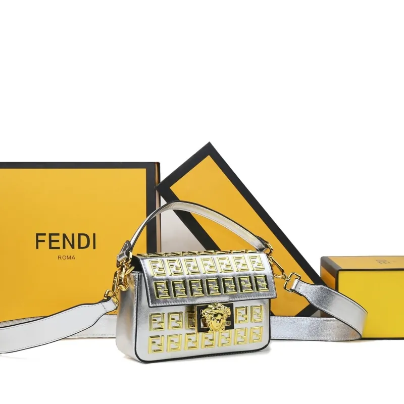 Alternative view of Fendi Baguette Bags-105