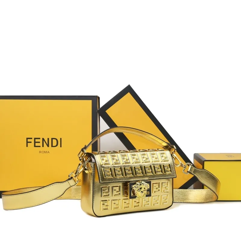 Alternative view of Fendi Baguette Bags-106