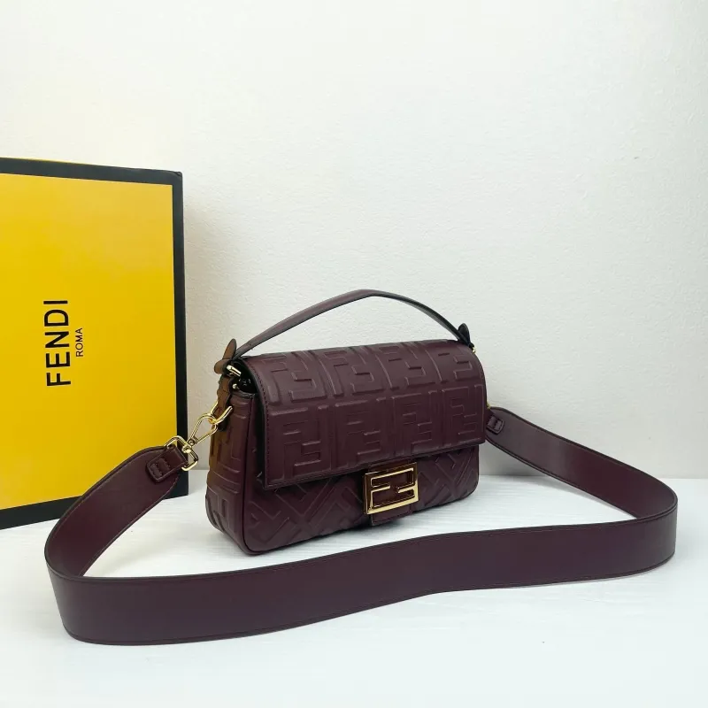 Alternative view of Fendi Baguette Bags-122