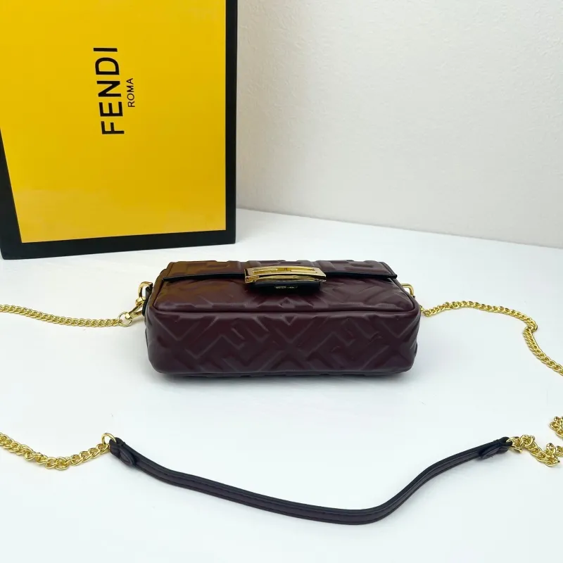 Fendi Burgundy Baguette Chain Shoulder Bag 8846 - Image 4