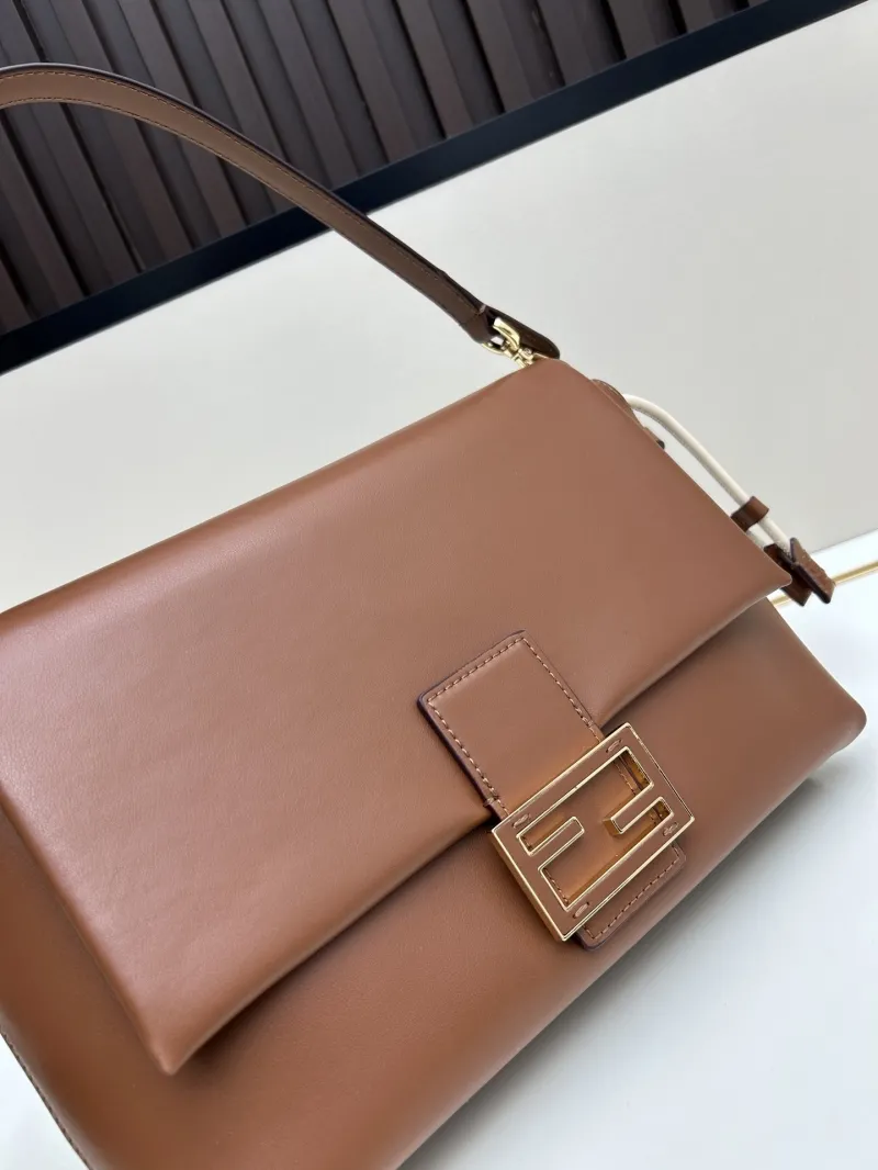 Fendi Brown Leather Shoulder Bag 08899 - Image 4