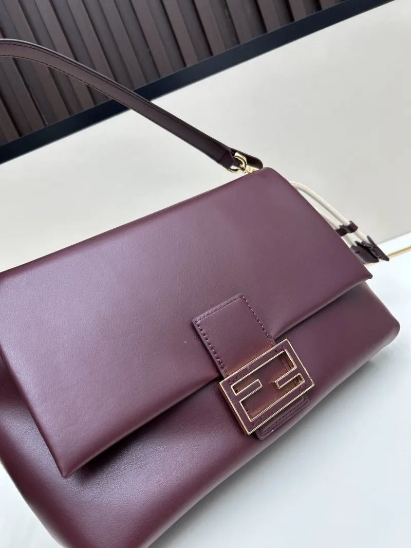 Fendi Burgundy Leather Shoulder Bag 08899 - Image 4