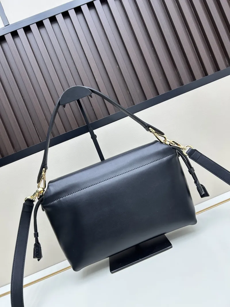 Alternative view of Fendi Baguette Bags-133