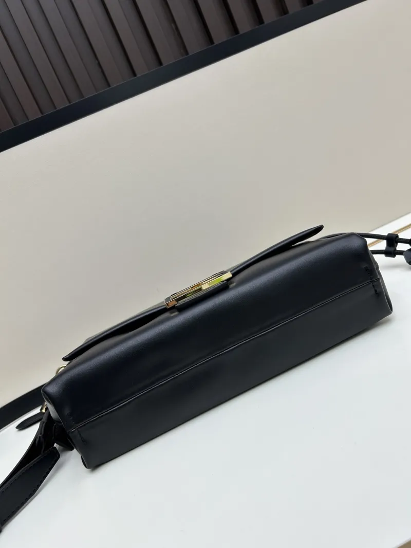 Fendi Black Leather Shoulder Bag 08899 - Image 5