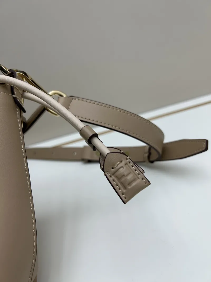 Fendi Beige Leather Shoulder Bag 08899 - Image 6