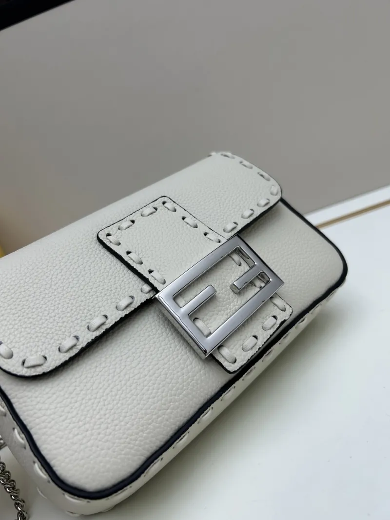 Fendi Off-White Baguette Crossbody Bag - Image 5