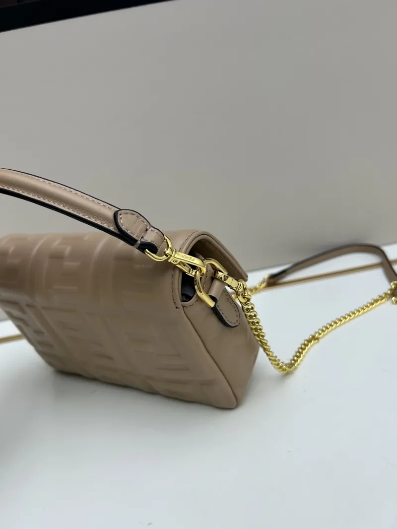 Alternative view of Fendi Baguette Bags-154