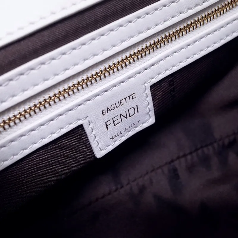Fendi White Baguette Crossbody Bag - Image 7