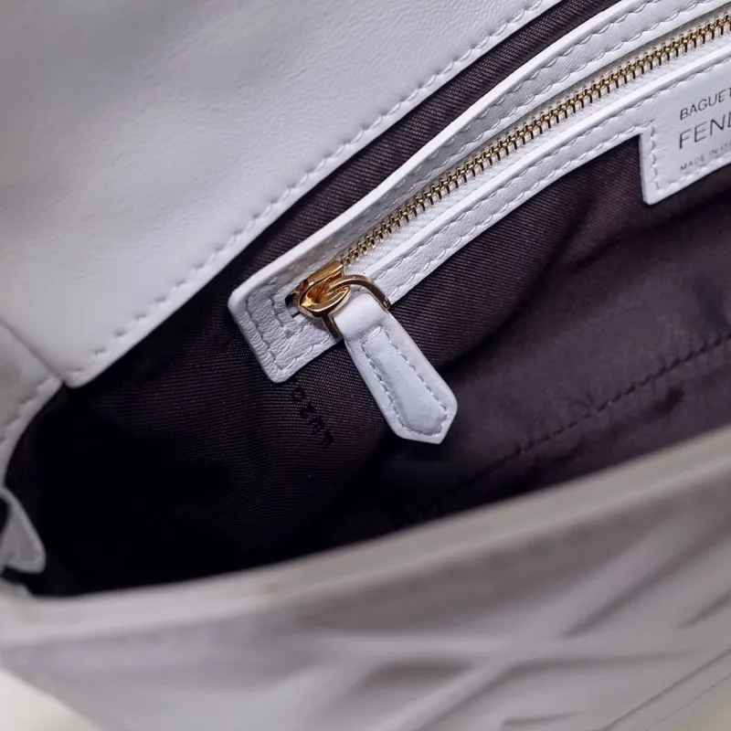 Fendi White Baguette Crossbody Bag - Image 8