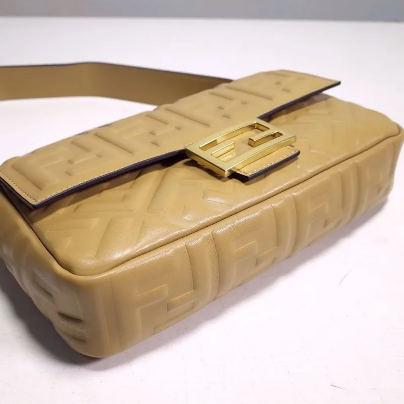 Fendi Tan Baguette Shoulder Bag - Image 5