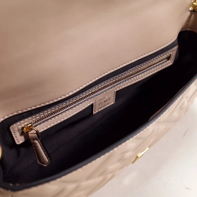 Fendi Light Pink Baguette Shoulder Bag - Image 9