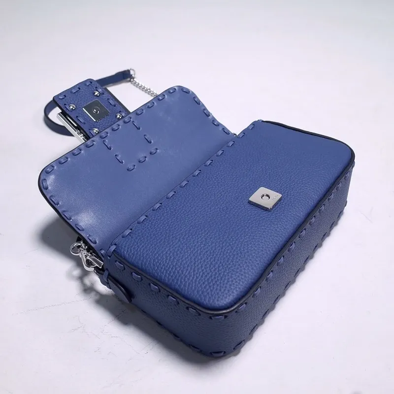 Fendi Blue Leather Baguette Crossbody Bag - Image 9