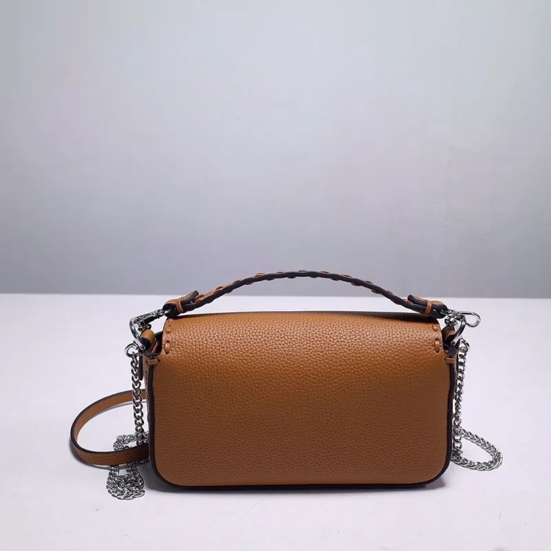 Fendi Brown Baguette Crossbody Bag - Image 4