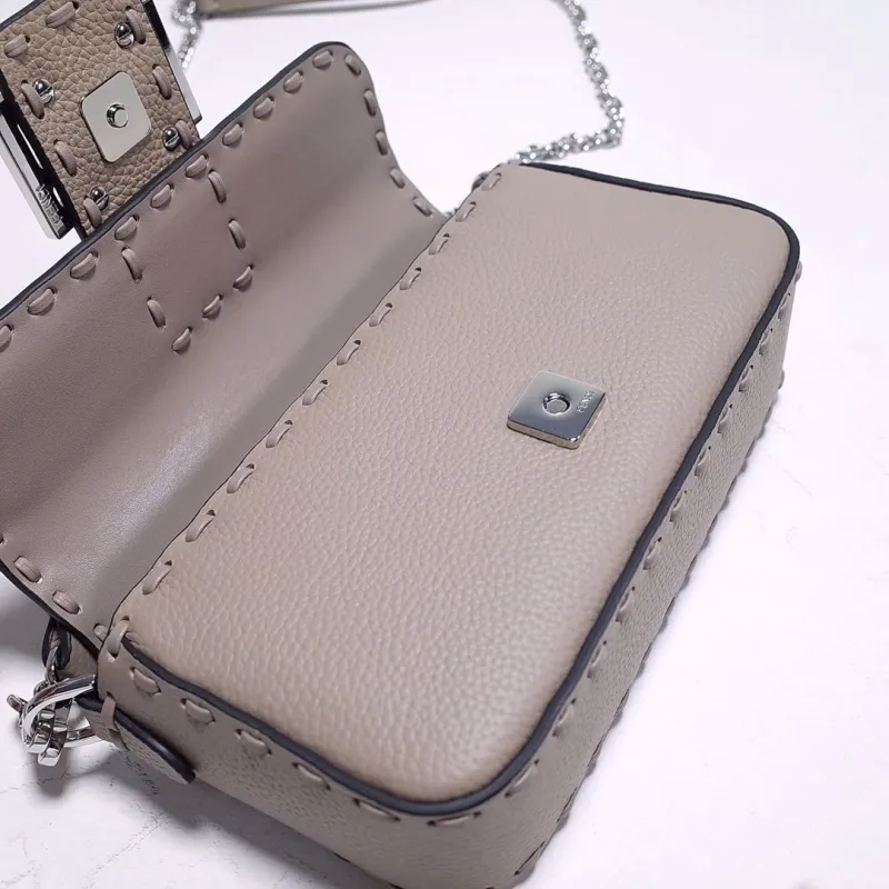 Fendi Gray Leather Baguette Crossbody Bag - Image 7