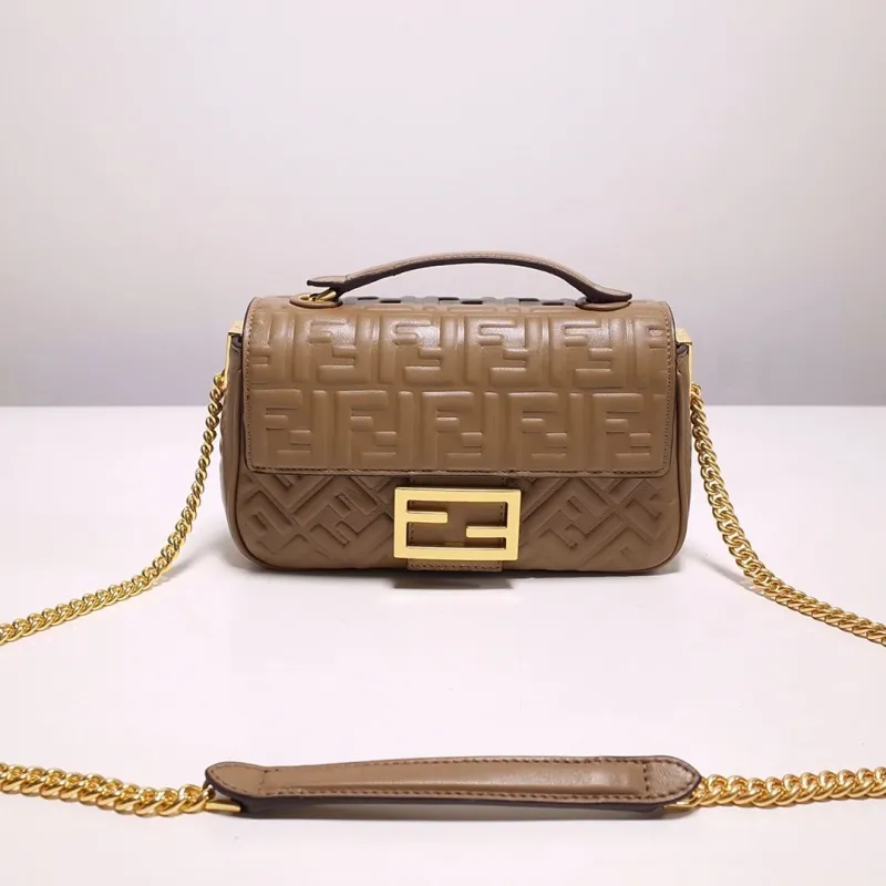Fendi Brown Baguette Chain Shoulder Bag 180